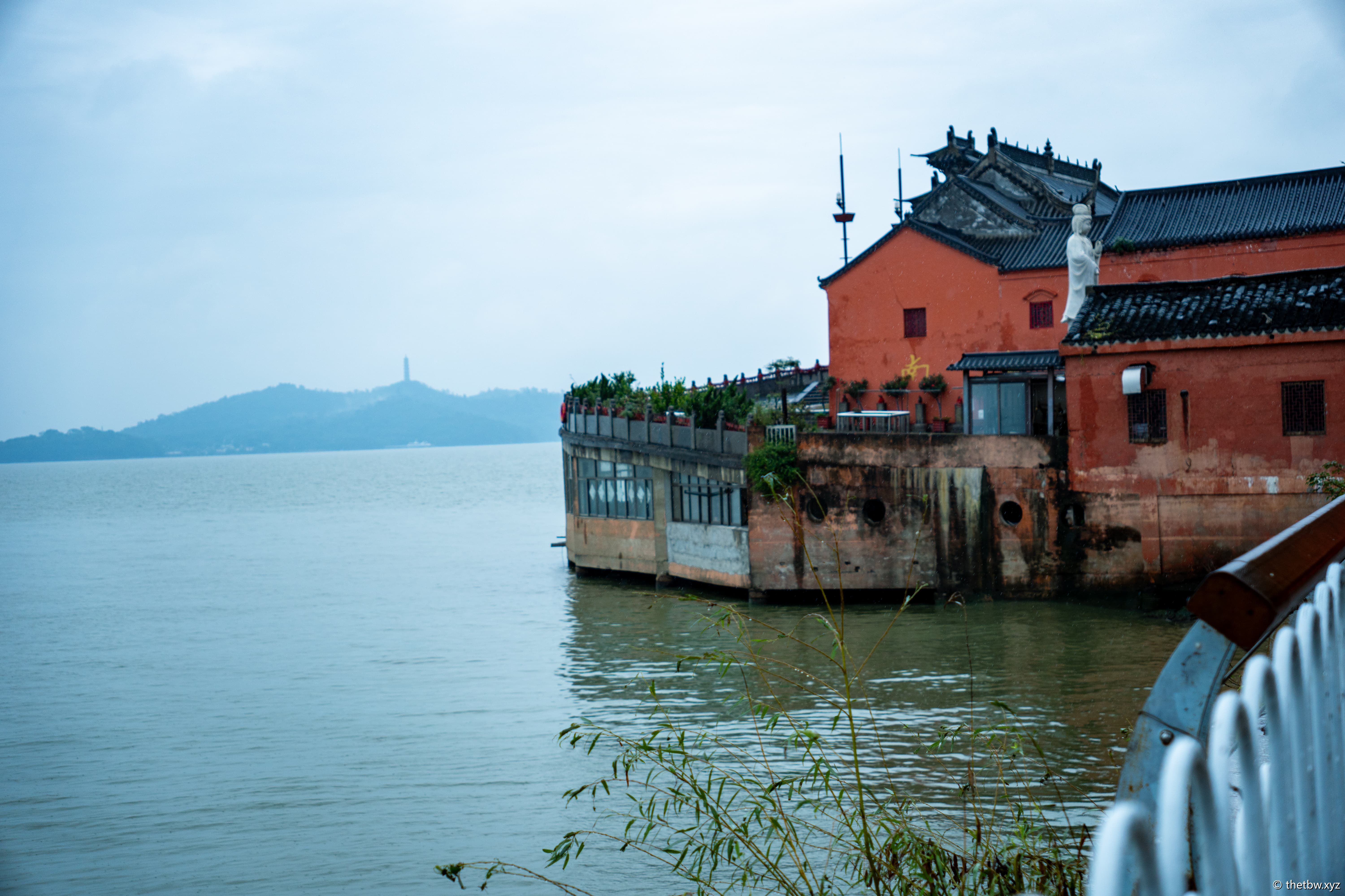 Tailscale 支持了 Peer Relay